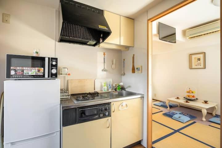 都心の家30 Square Meter King Size Bed With Stepping Rice Präfektur Tokio Exterior foto
