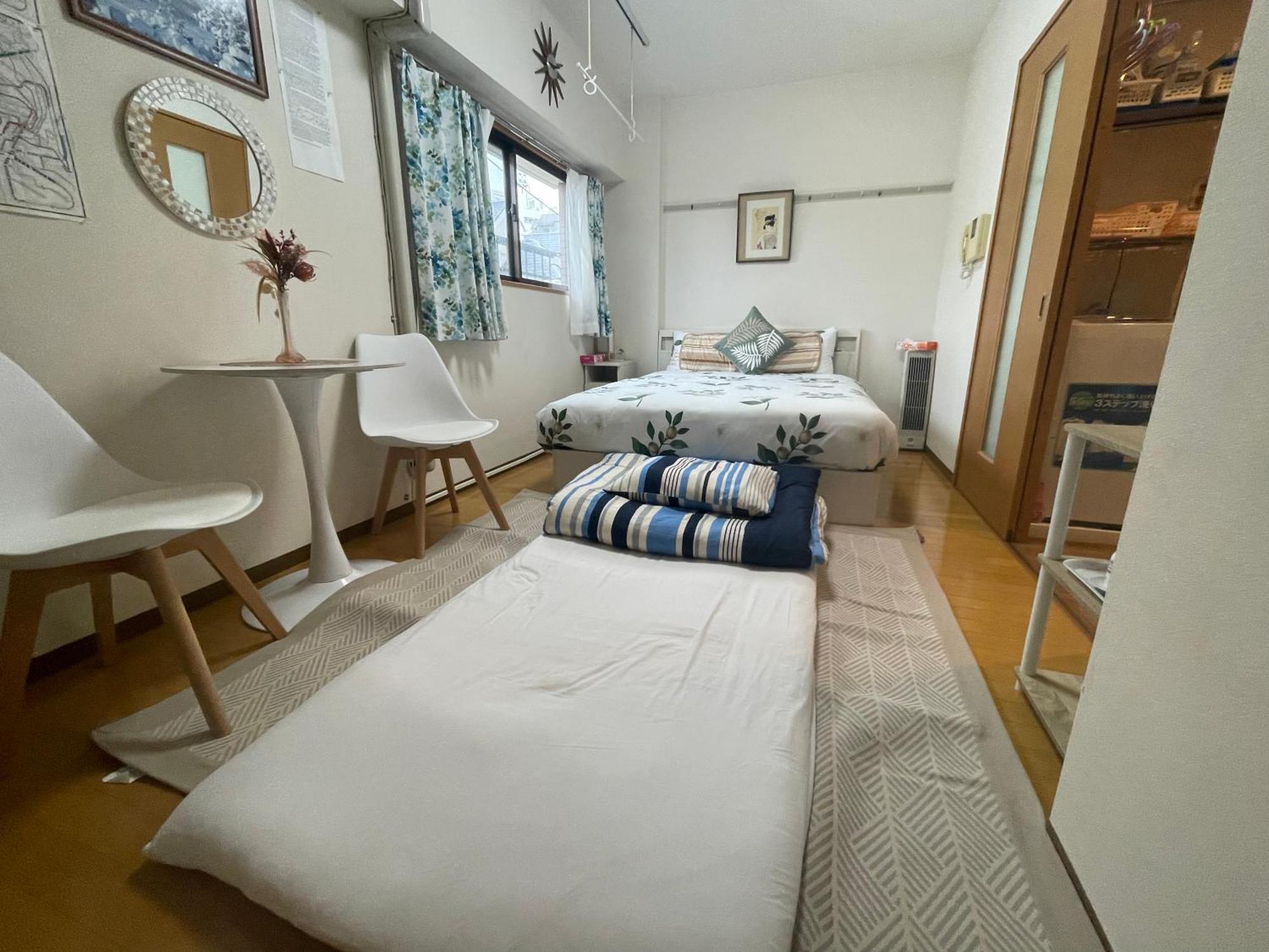 都心の家30 Square Meter King Size Bed With Stepping Rice Präfektur Tokio Exterior foto